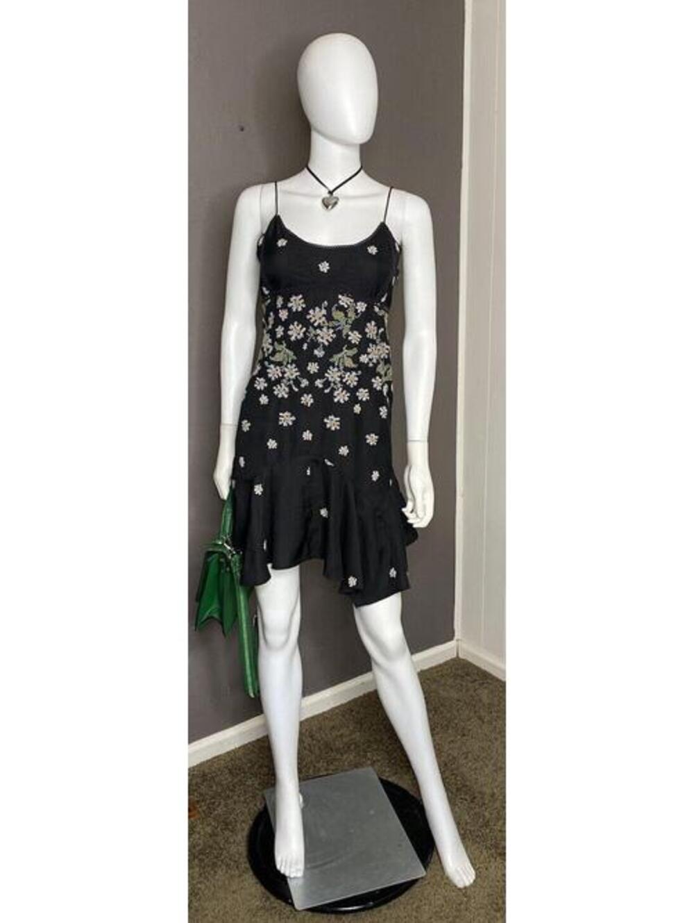 Urban Outfitters Sundress Black with Daisies New With Tags size Medium